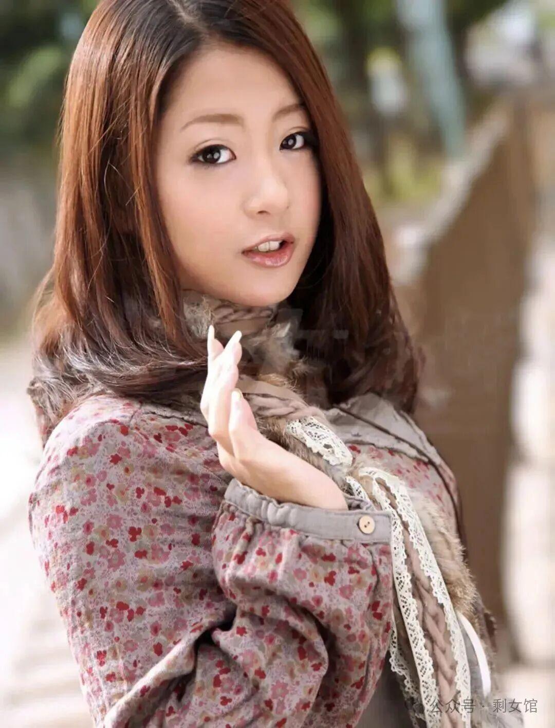 海报